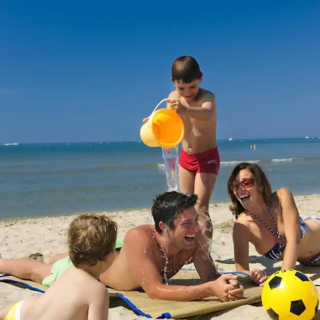 Apartamento 3 Pieces Avec Grande Terrasse Vue Rochelongue Cap D'agde Agde